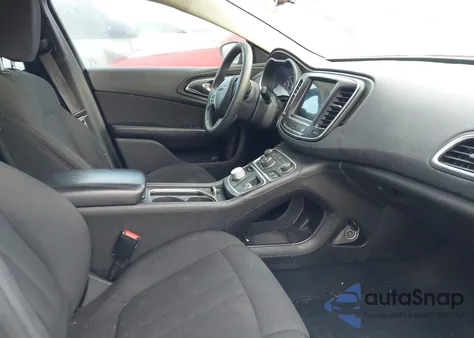 2015 Chrysler 200 Limited z USA, uszkodzony, nr VIN 1C3CCCAB3FN755441